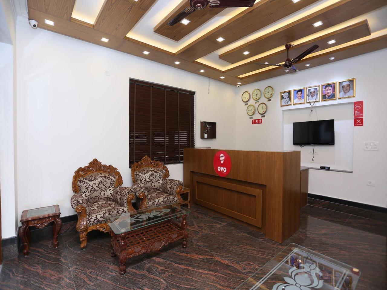 Oyo 10448 Green View Home Stay เดห์ราดุน ภายนอก รูปภาพ